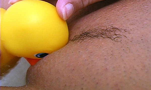 Jordan Bentley masturbates with a vibrating rubber duck